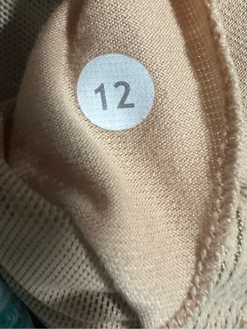 Lululemon Power Y Tank Size 12 - Picture 4 of 6